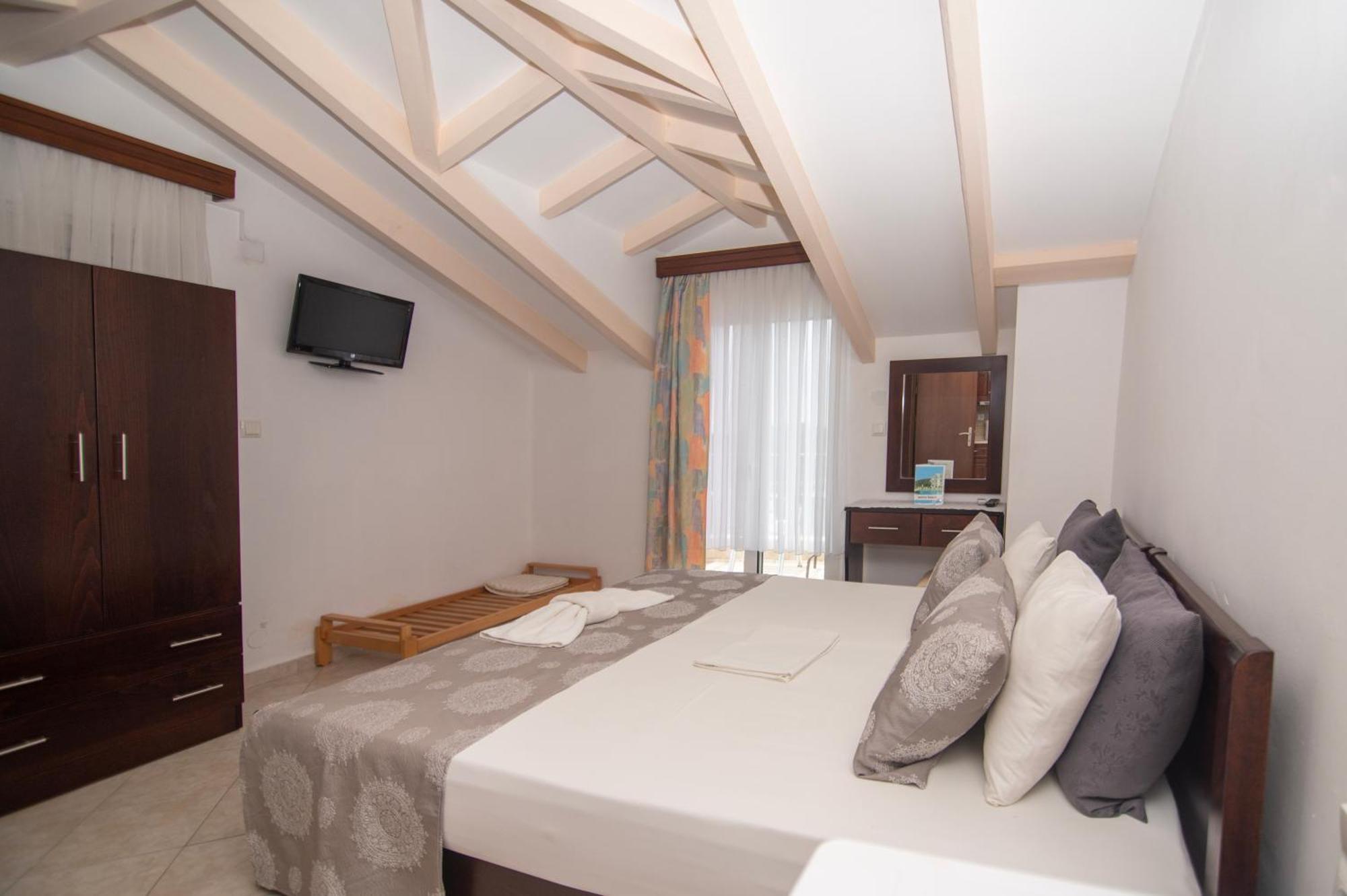 Hotelsunnybeachgr Perdika  Ngoại thất bức ảnh